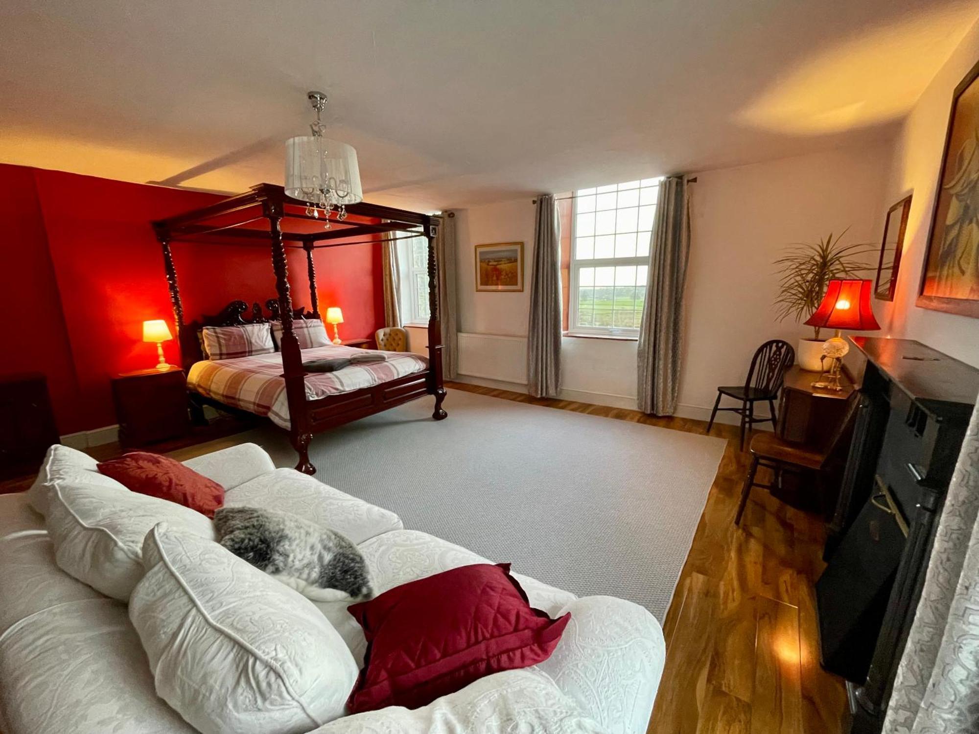 Spacious 3 Bedroom Garden Apartment In Snowdonia National Park Garndolbenmaen 외부 사진
