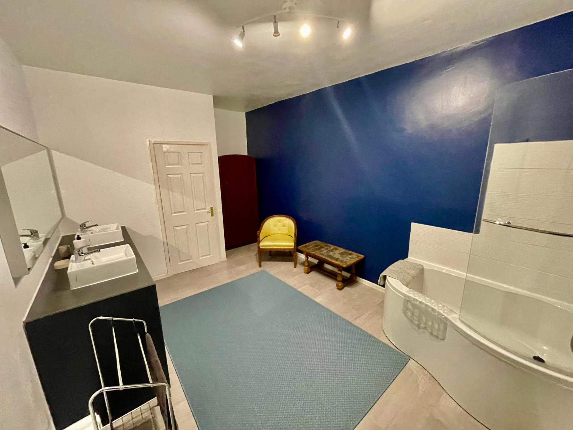 Spacious 3 Bedroom Garden Apartment In Snowdonia National Park Garndolbenmaen 외부 사진