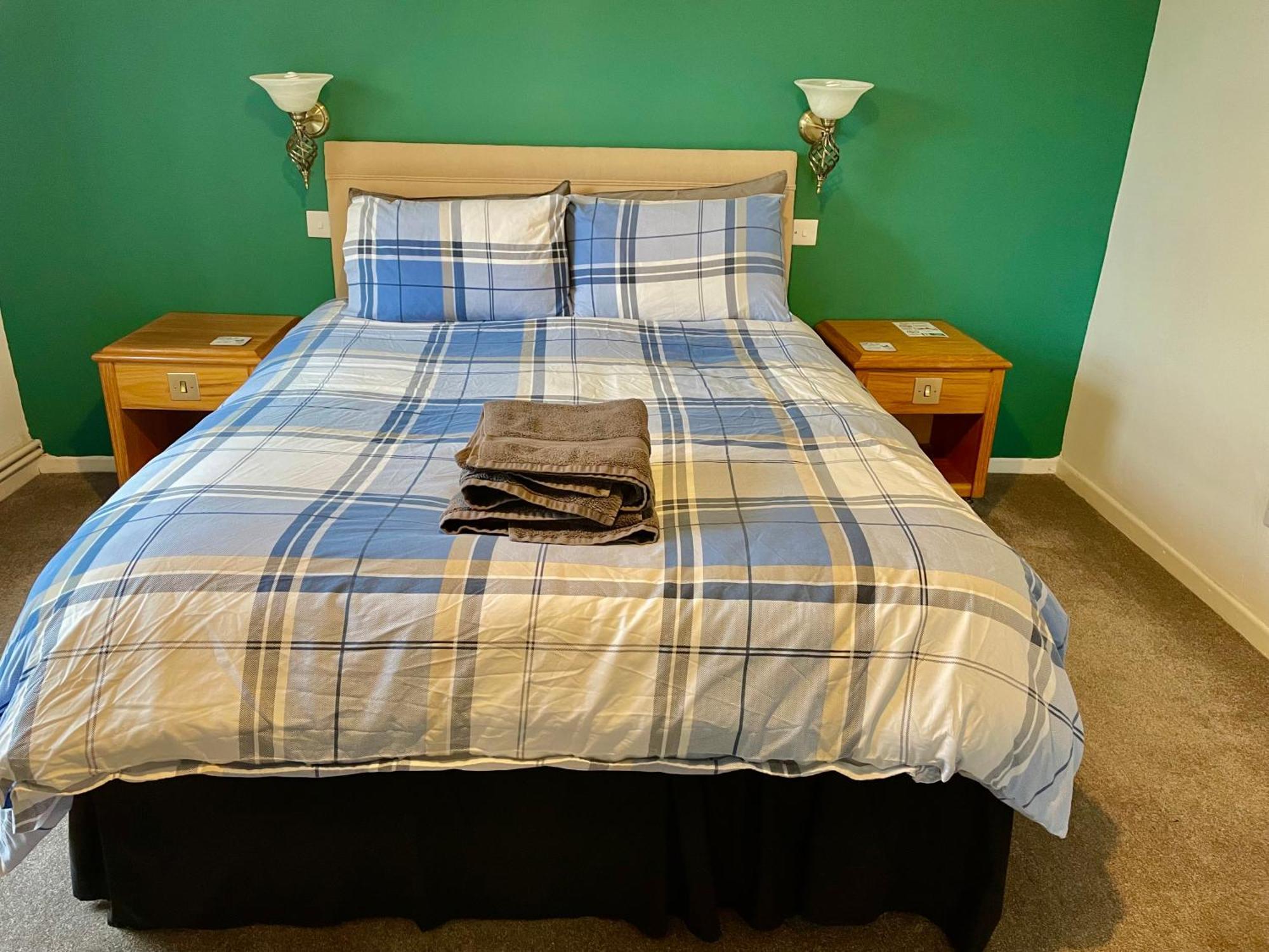 Spacious 3 Bedroom Garden Apartment In Snowdonia National Park Garndolbenmaen 외부 사진